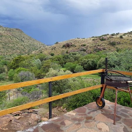 Vrede Fountain House Farm Stay Graaff Reinet Exterior photo