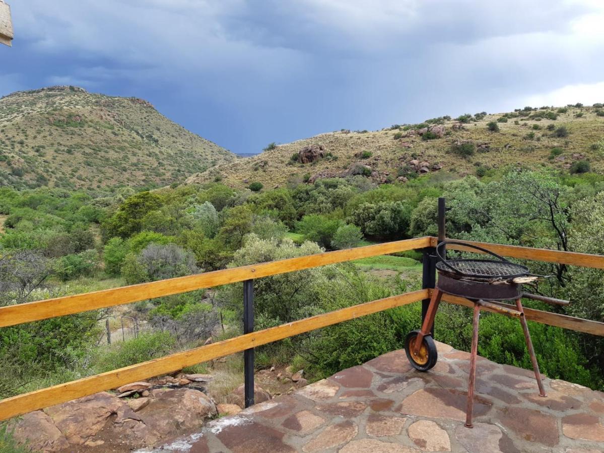 Vrede Fountain House Farm Stay Graaff Reinet Exterior photo